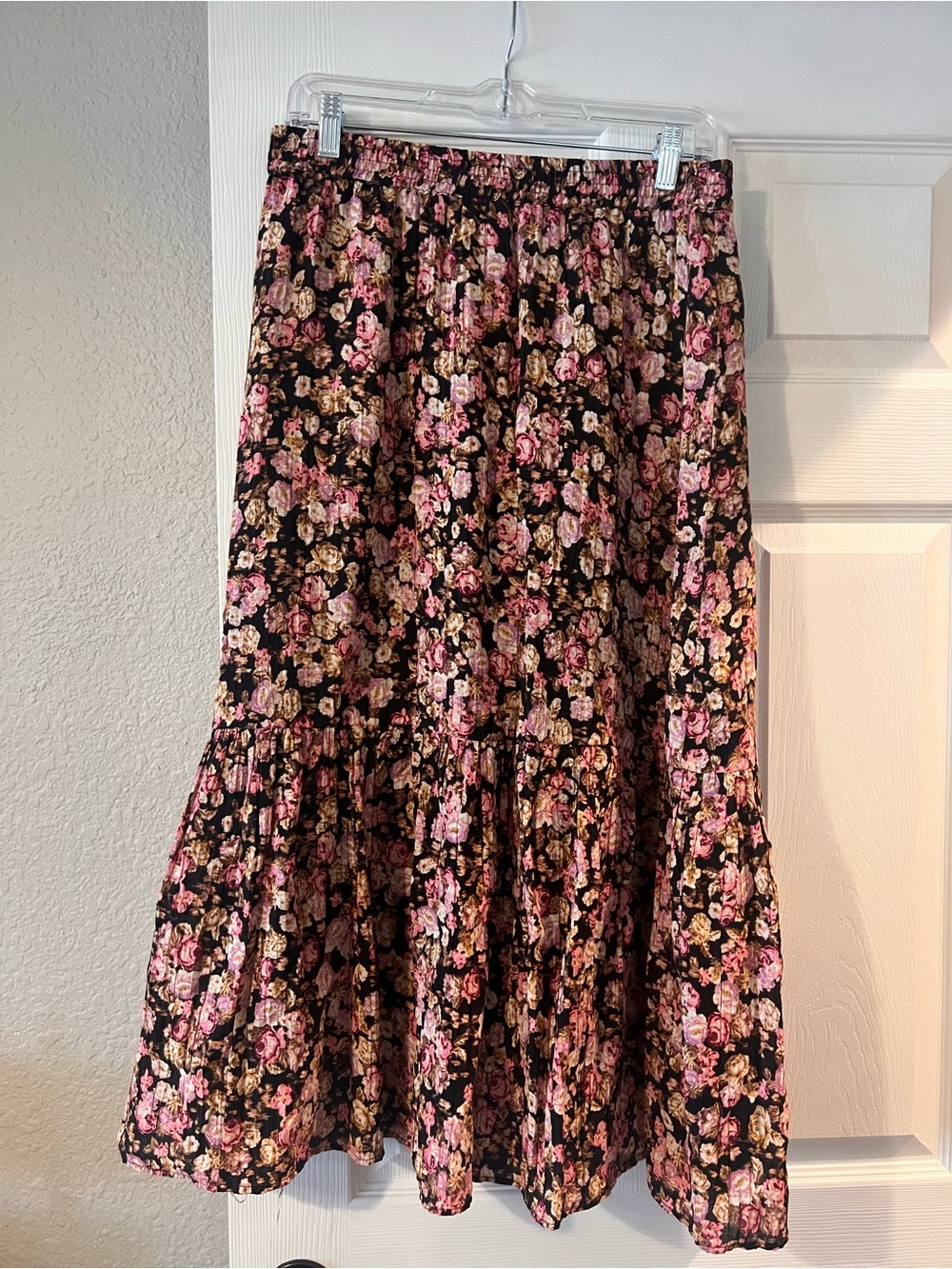 H&M Black Maxi Skirt with Pink Floral Print